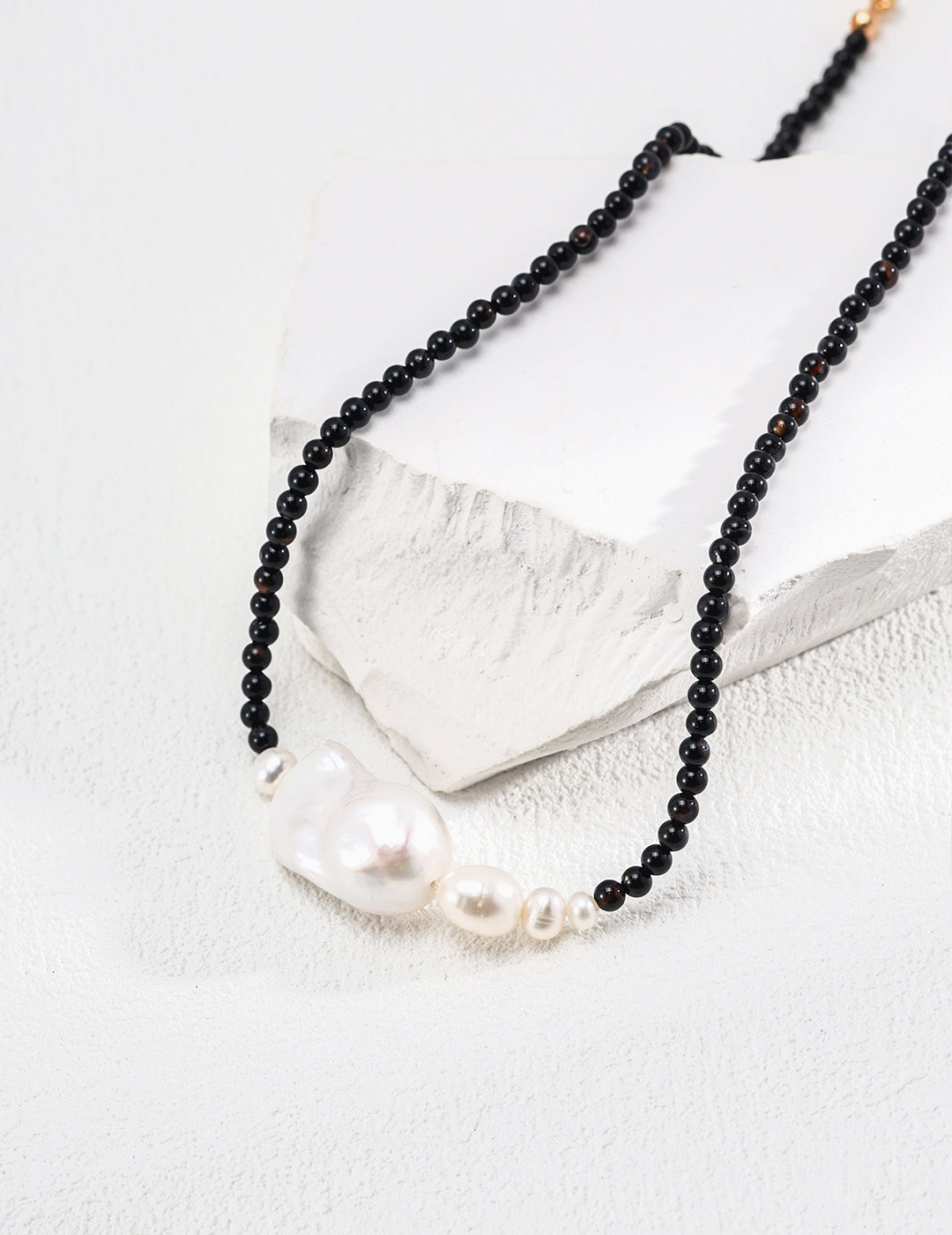 Gothic Pearl