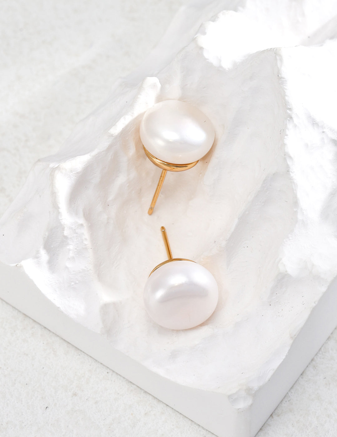 Classic Pearl Studs