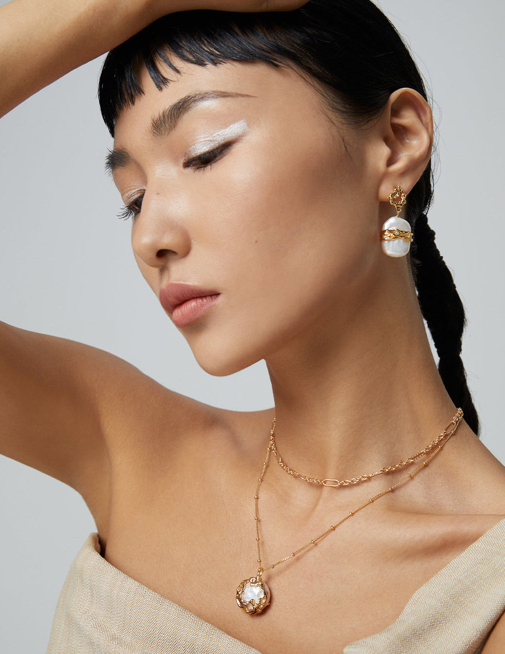 Breeze Hoops