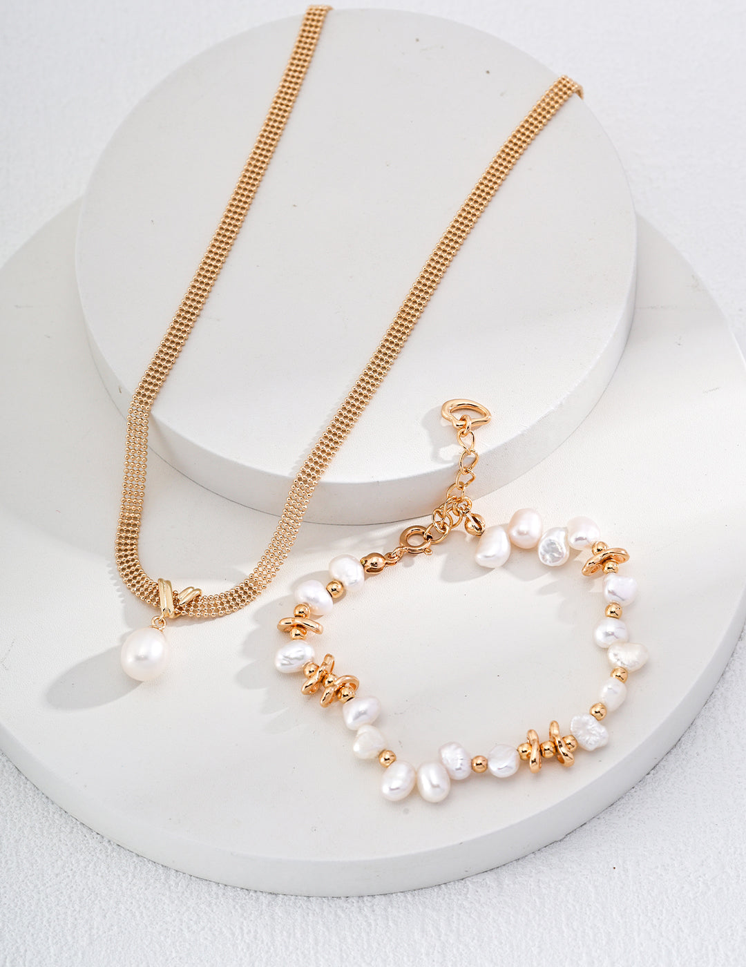 Serenade in Gold