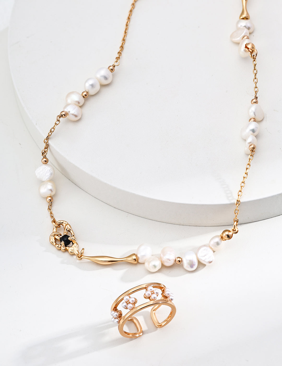 Ebon Elegance